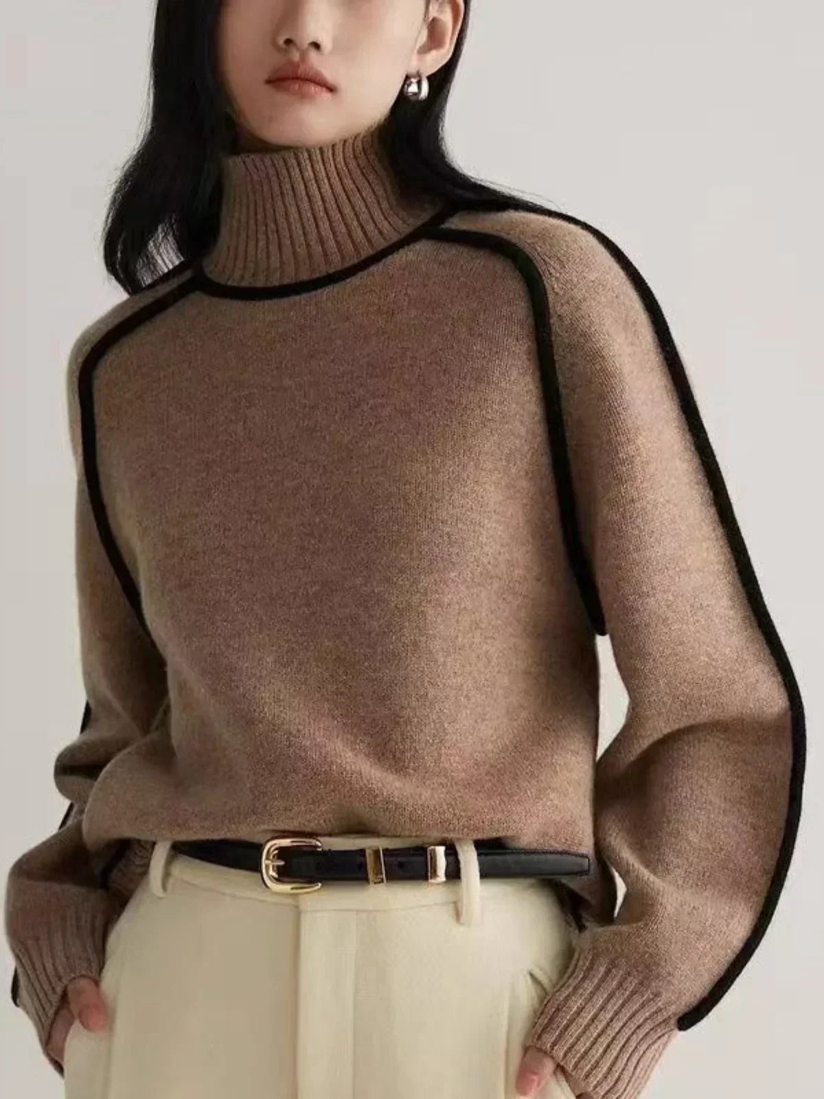 Taylor Murphy | Elegant Turtleneck sweater